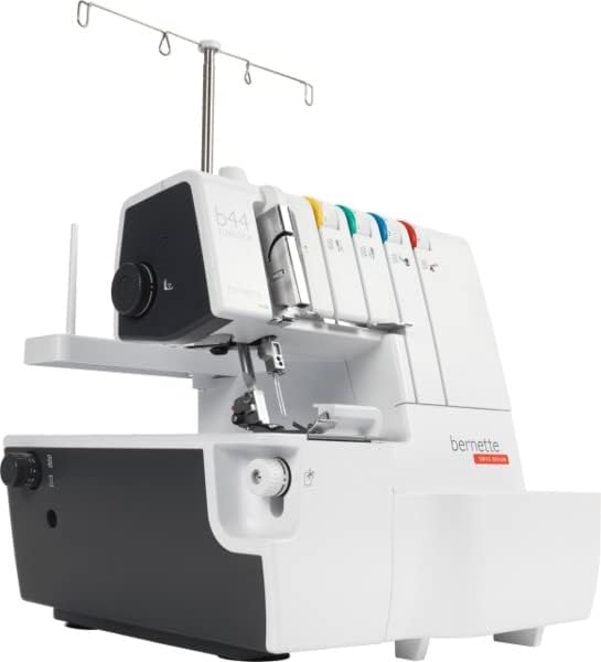 Bernette Nähmaschinen, Schwarz, B44 Overlock- -Set von 's Top-Dealer! Top Notch Sew & Vac